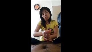 Video dadilja uhvaćena kako prstima maca (Veronica Vain, Skye West) - 2022-03-09 05:07:56